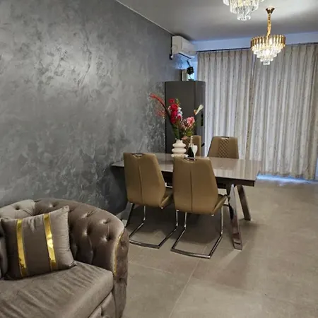 Apartment Spb Alezzi Odyssey *